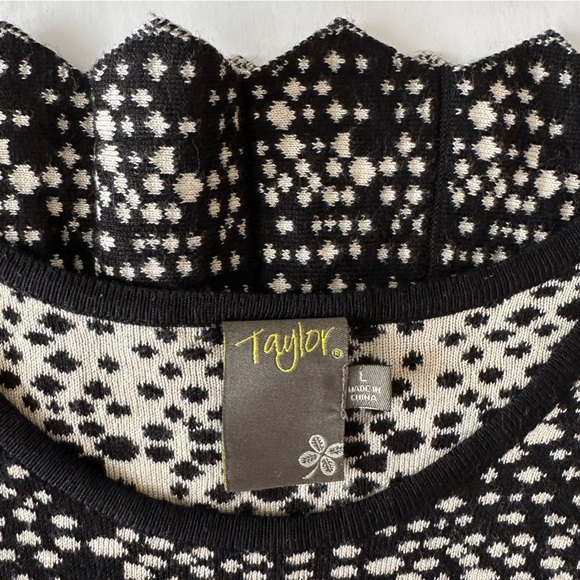 Taylor Fit & Flare Knit Sweater Dress Women’s Size L - Picture 7 of 8